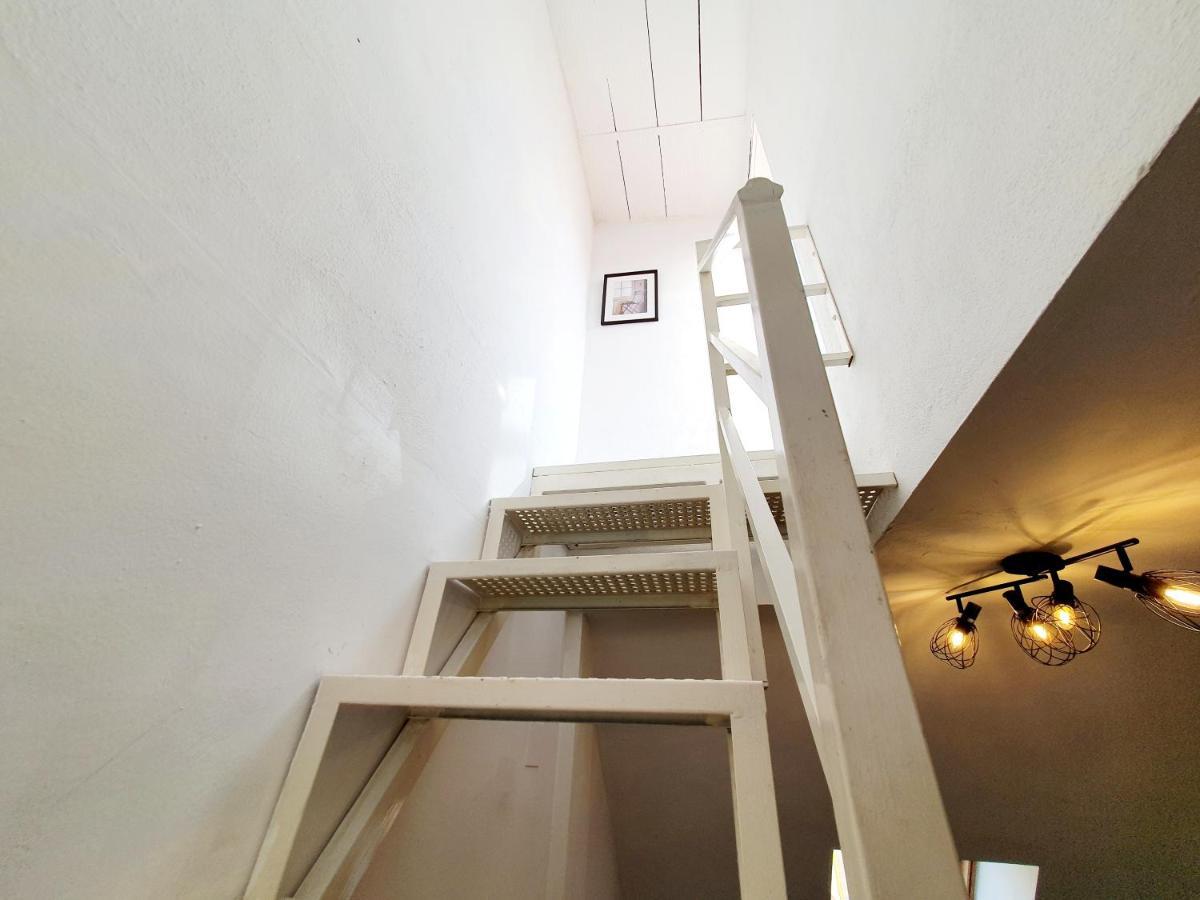Apartment Captain's Penthouse